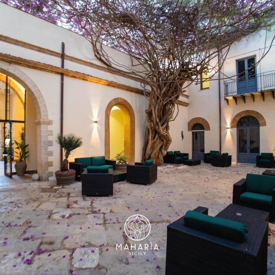 Maharia Bed & Wine Bed & Breakfast Menfi Exterior photo